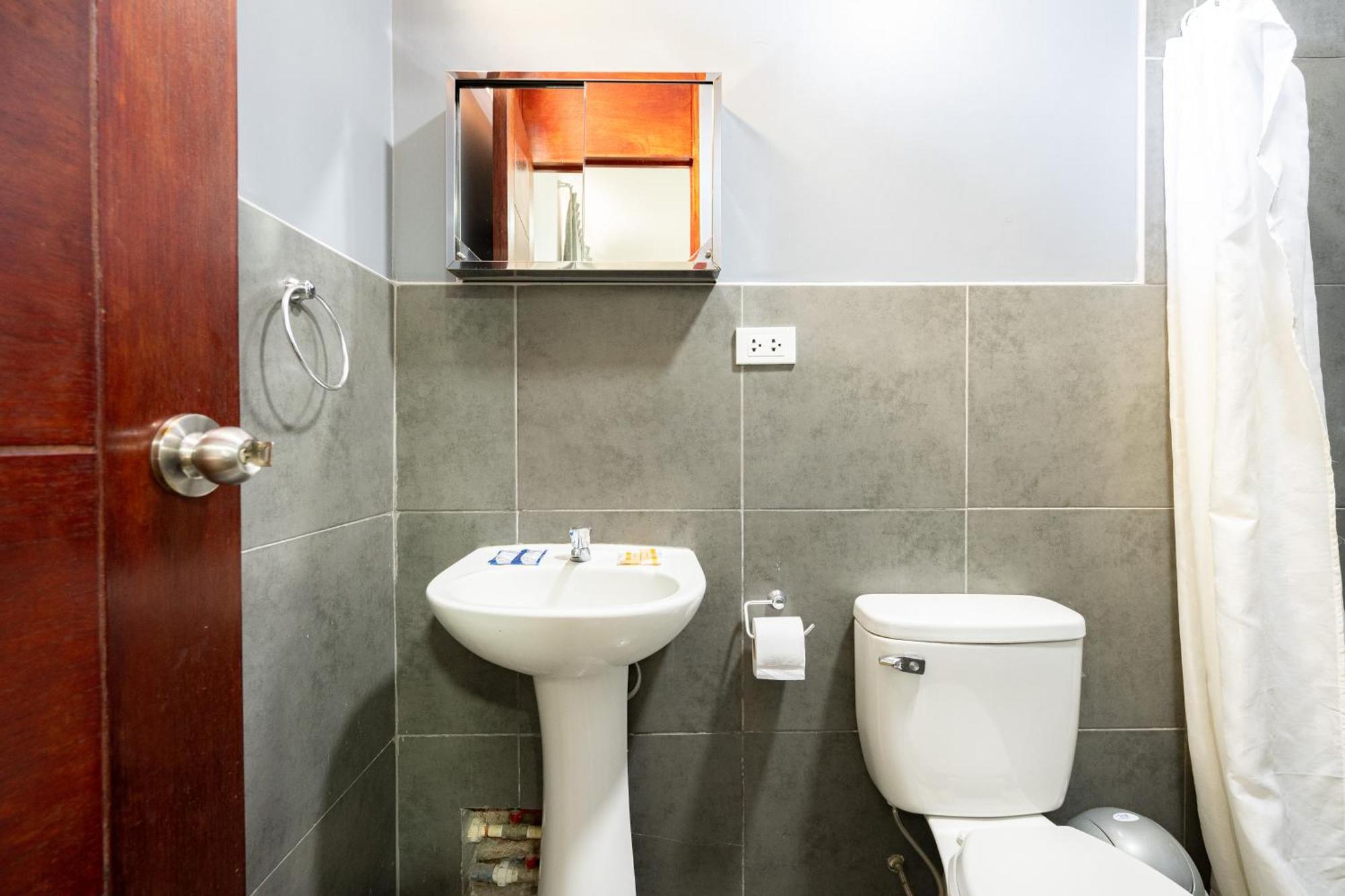 Apartment Rent Piura Buitenkant foto